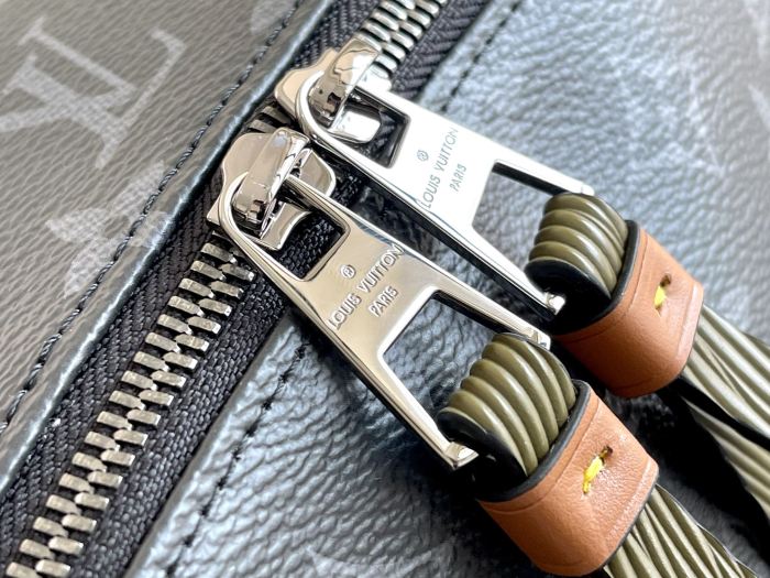 Handbag Louis Vuitton M30230 size 40x30x20cm