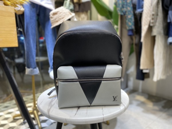 Handbag Louis Vuitton M30735 M30728 size 37 x 40 x 20 cm