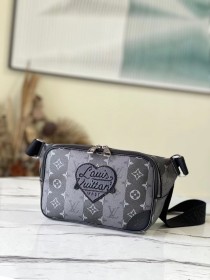 Handbag Louis Vuitton M59338 size 34 x 19.5 x 8cm