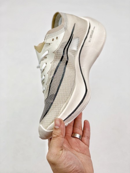 Nike Zoom VaporFly Next% Sail Black