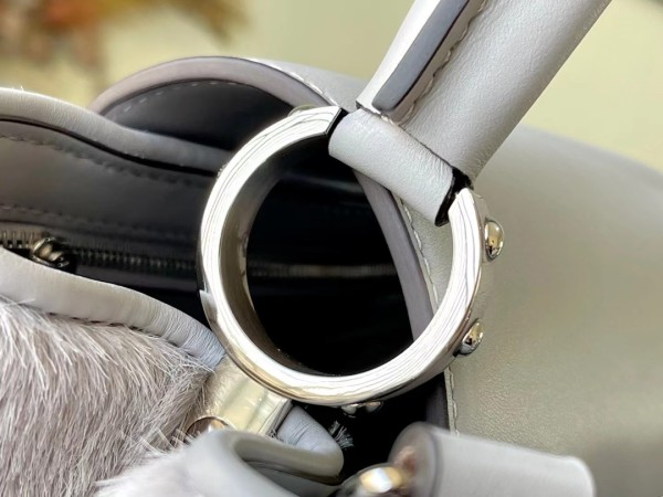 Handbag Louis Vuitton M48865 M42258 size 26.5 x 17.5 x 9 cm