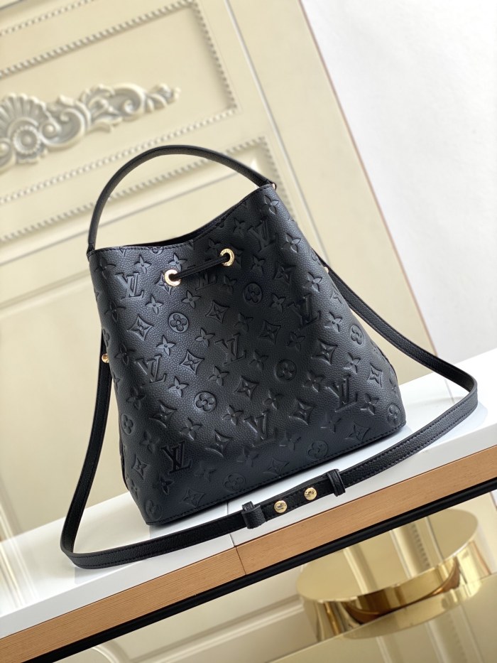 Handbag Louis Vuitton M45256 M45306 M45256 M45306 size 26.0 x 26.0 x 17.5 cm
