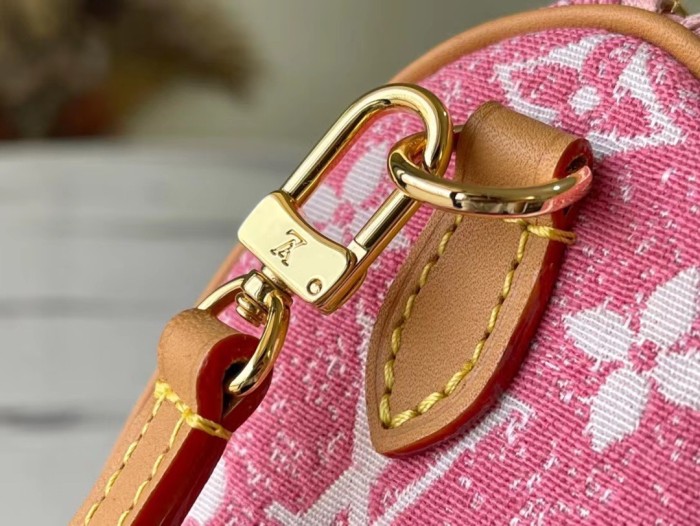 Handbag Louis Vuitton M81213 size 16.0 x 11.0 x 9.0 cm