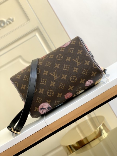 Handbag Louis Vuitton M45910 size 25.0 x 19.0 x 15.0cm