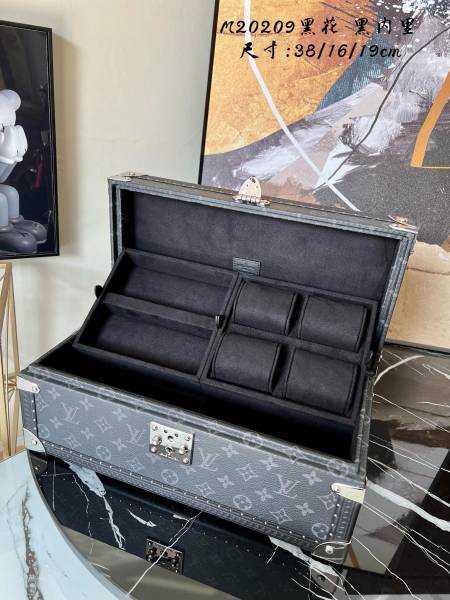 Handbag Louis Vuitton M20209 size 38.0 x 16.0 x 19.0 cm