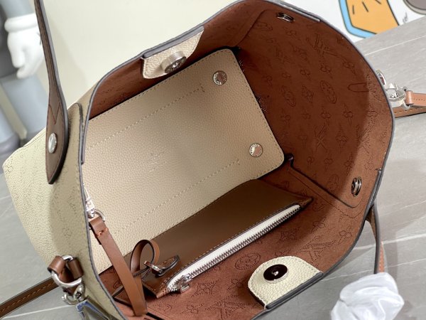 Handbag Louis Vuitton M54351，M54353 size:34x18.5x13 cm