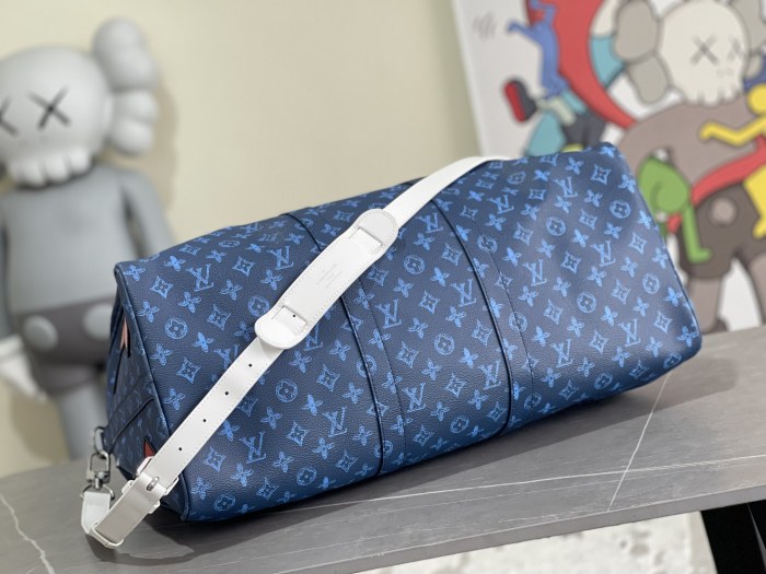 Handbag Louis Vuitton M58979 N80404 size 50 x 29 x 23 cm