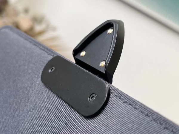 Handbag Louis Vuitton M80560 M80582 size 27 x 21 x 3.5cm