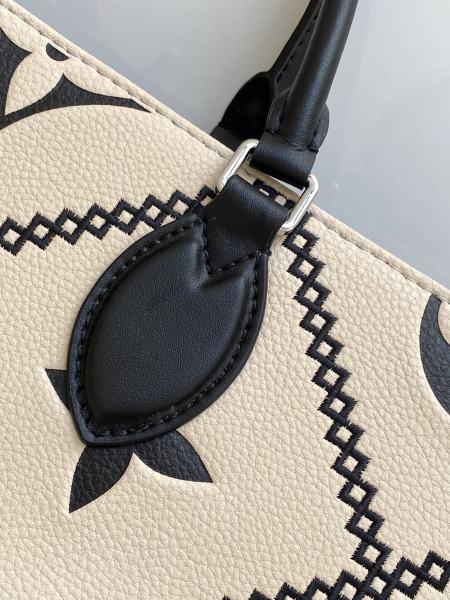 Handbag Louis Vuitton M46016 size 35*27*14cm