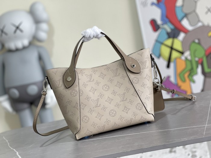 Handbag Louis Vuitton M54351，M54353 size:34x18.5x13 cm
