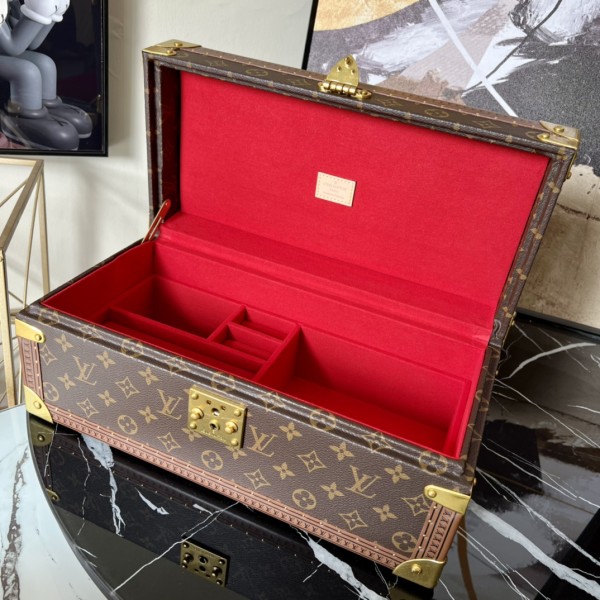 Handbag Louis Vuitton M20209 size 38.0 x 16.0 x 19.0 cm