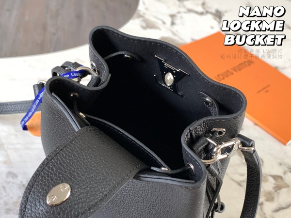 Handbag Louis Vuitton M68709 M69205 size 13.5x 16.0x 10.0 cm