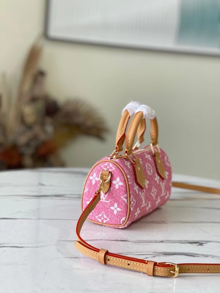 Handbag Louis Vuitton M81213 size 16.0 x 11.0 x 9.0 cm