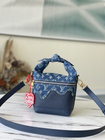 Handbag Louis Vuitton M45970 size 23 x 28 x 10cm