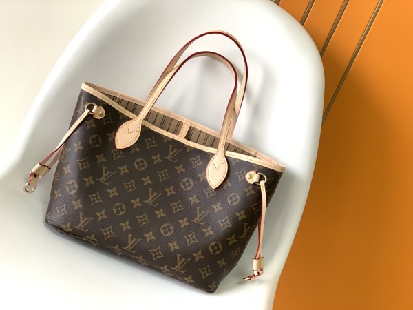 Handbag Louis Vuitton M40990 size40*20*33 cm