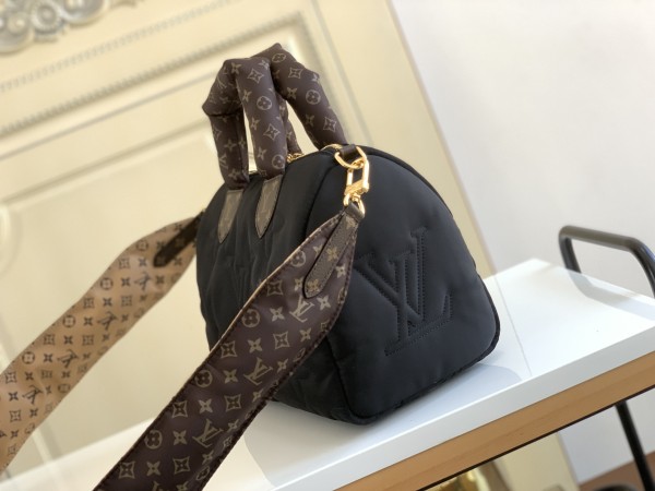 Handbag Louis Vuitton M59008 M59009 size 25*19*15cm