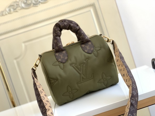 Handbag Louis Vuitton M59008 M59009 size 25*19*15cm