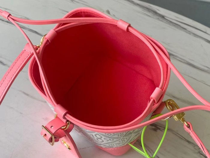 Handbag Louis Vuitton M81112 size 11.5 x 12 x 11.5cm