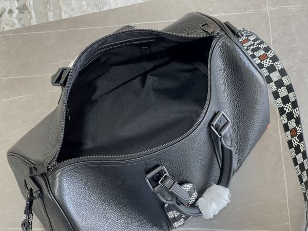 Handbag Louis Vuitton M57416 size 42 x 26 x 20 cm