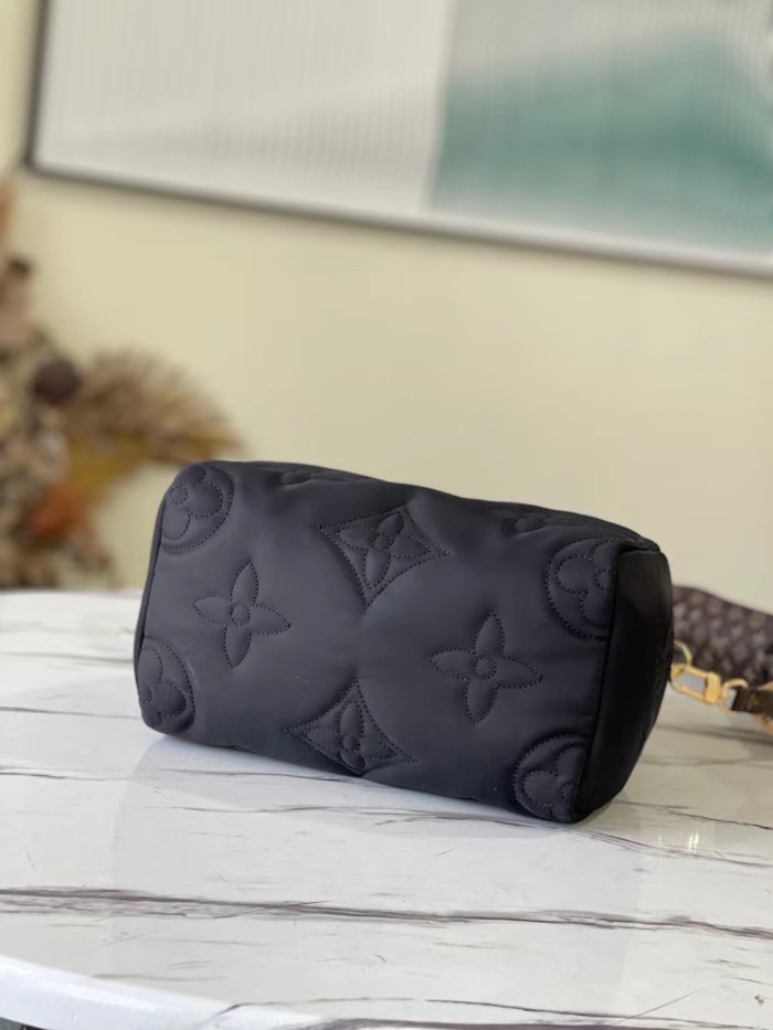 Handbag Louis Vuitton M59008 size 25 x 19 x 15cm