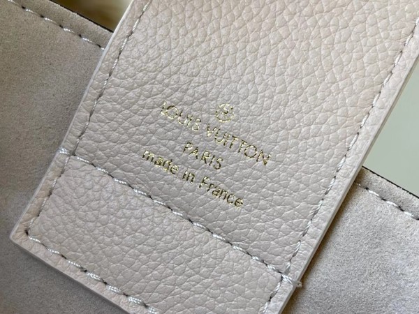 Handbag Louis Vuitton N40052 N40050 size 36 x 25 x 15 cm