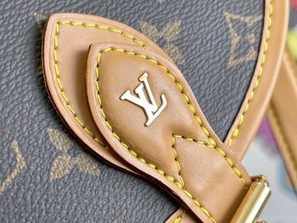 Handbag Louis Vuitton M44860 size 19x9x16cm