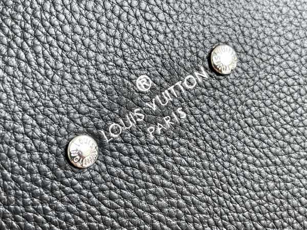Handbag Louis Vuitton M53439 M42687 M57288 size 31X43X13CM 