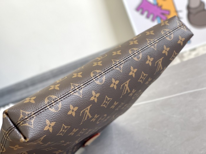 Handbag Louis Vuitton M45199 size 37.0 x 39.0 x 3.0 cm