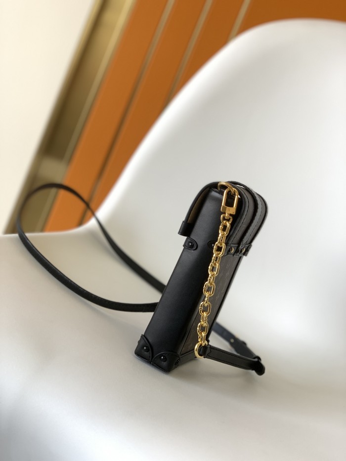 Handbag Louis Vuitton M67913 M67873 size 11 x 17.5 x 3.5cm