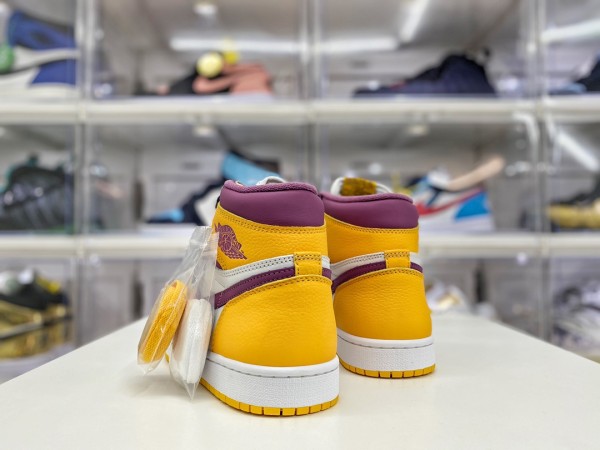 Jordan 1 Retro High OG Brotherhood