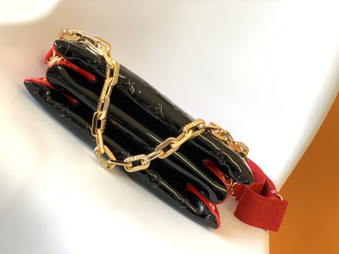 Handbag Louis Vuitton M57790 size 26 x 20 x 12cm M57783 size 34 ×24×12cm