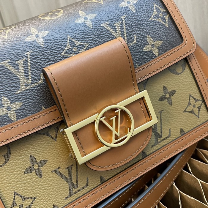 Handbag Louis Vuitton M44391 size 25.0 x 17.0 x 10.5cm M44580 size 20.0 x 15.0 x 9.0cm M68746 size 18.5x12x5cm