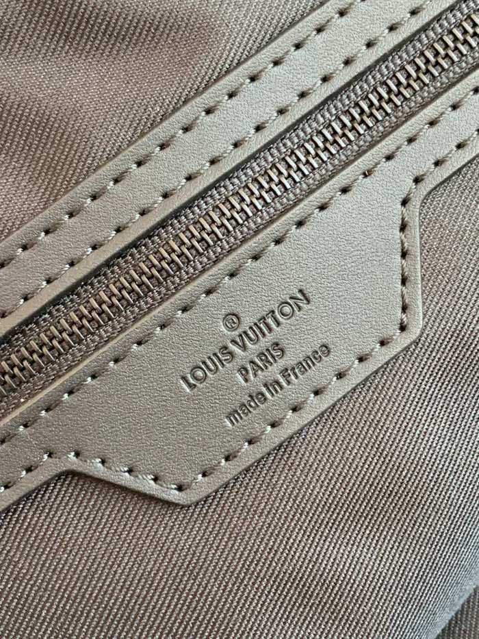 Handbag Louis Vuitton M44471 size 50.0x 29.0x 23.0 cm