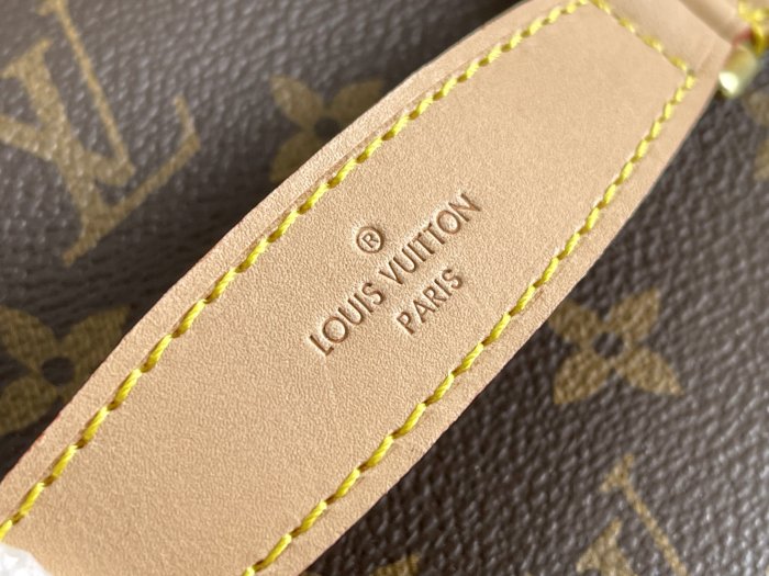 LOUIS VUITTON Nice Beauty Case Monogram Mini Brown M44495 size 20*12*13.5 cm