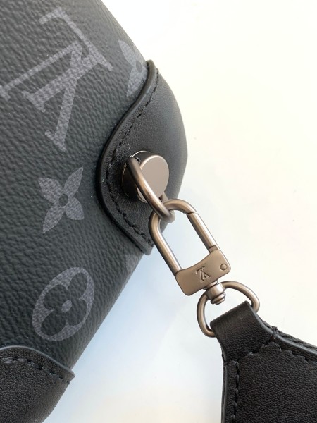 Handbag Louis Vuitton M20439 M45579 size 21 x 12 x 6.5cm