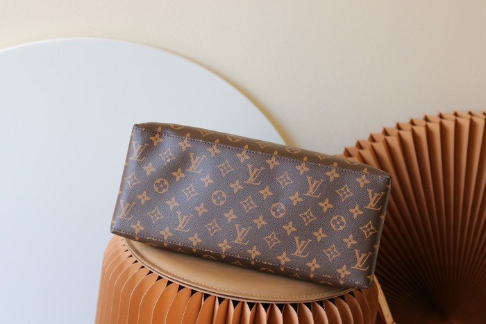 Handbag Louis Vuitton M45900 size：29×18×12cm M45898 size：34x24x15cm