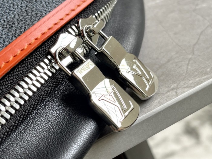 Handbag Louis Vuitton M40161 size 37x14x13CM