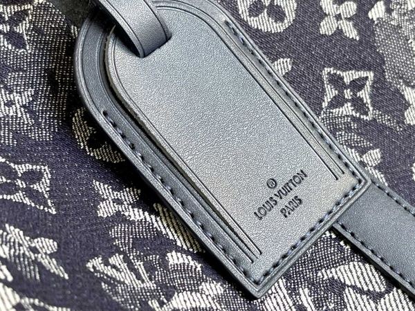 Handbag Louis Vuitton M57285 size 50 x 29 x 23cm