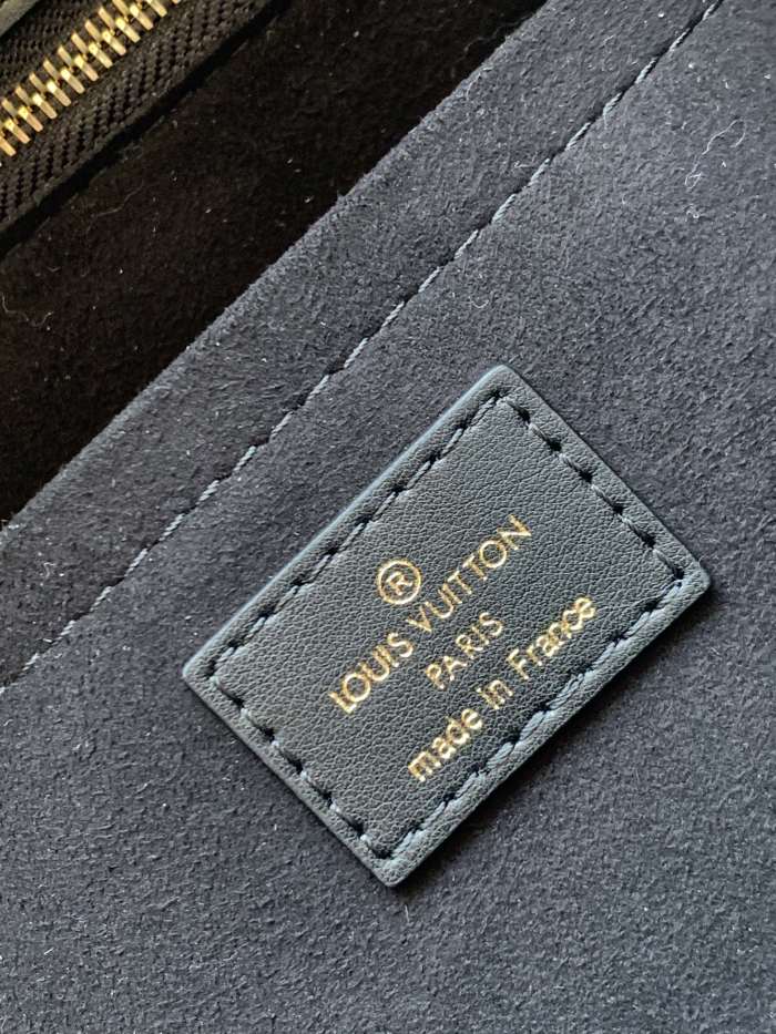 Handbag Louis Vuitton M58908 size 30.5 x 24.5 x 14.0cm