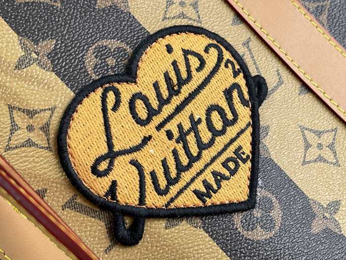 Handbag Louis Vuitton M40567 size 50 x 29 x 22cm