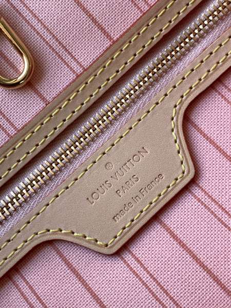 Handbag Louis Vuitton M50156 size ：41.0×33.0×15.0 cm