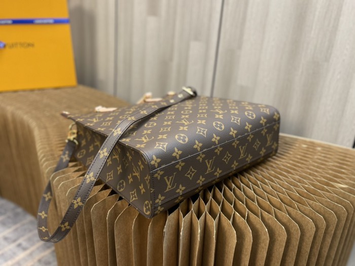 Handbag Louis Vuitton M45848 size 30x10x31cm M45847 size 20*10*21cm