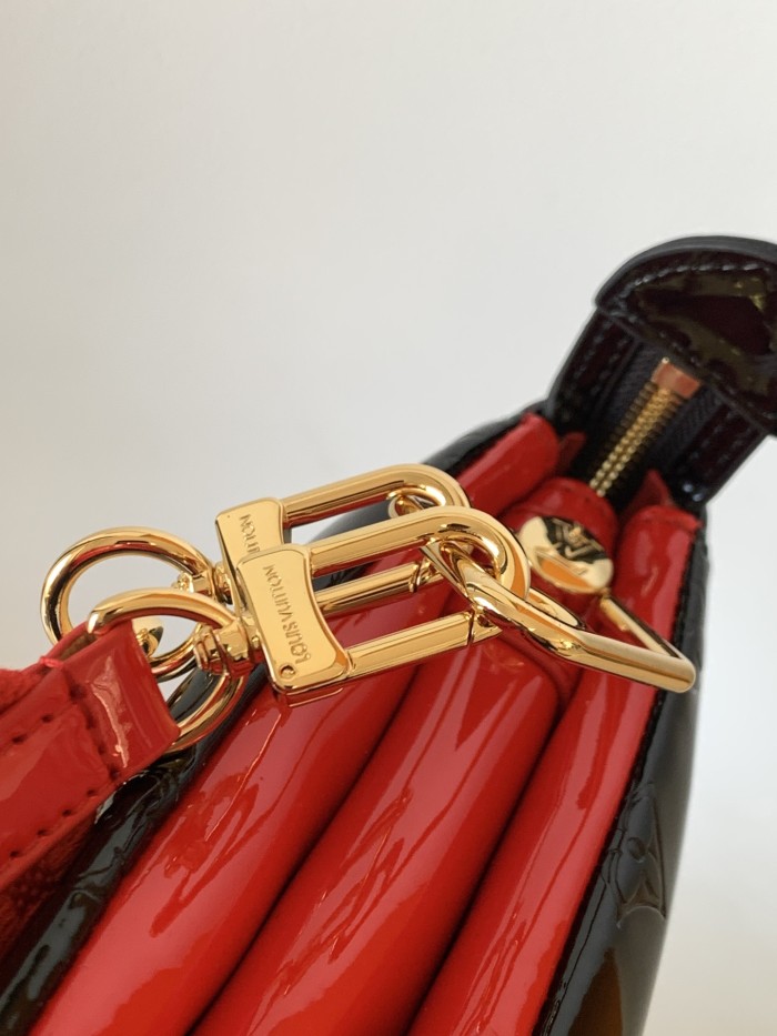 Handbag Louis Vuitton M57790 size 26 x 20 x 12cm M57783 size 34 ×24×12cm