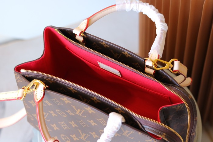 Handbag Louis Vuitton M45900 size：29×18×12cm M45898 size：34x24x15cm