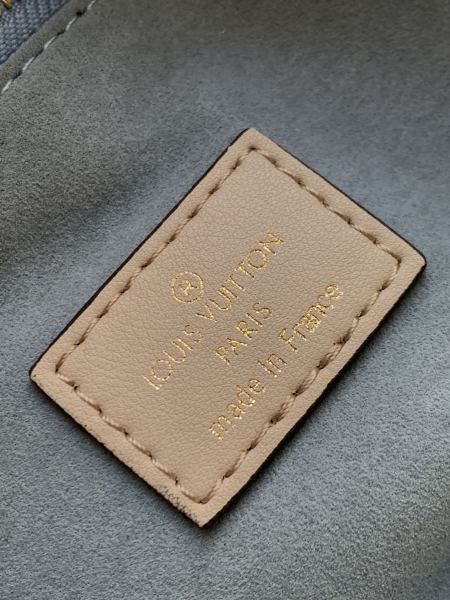 Handbag Louis Vuitton M57728 M57729 M58918 M55302 M58485 size 25.0 x 20.0 x 12.0 cm