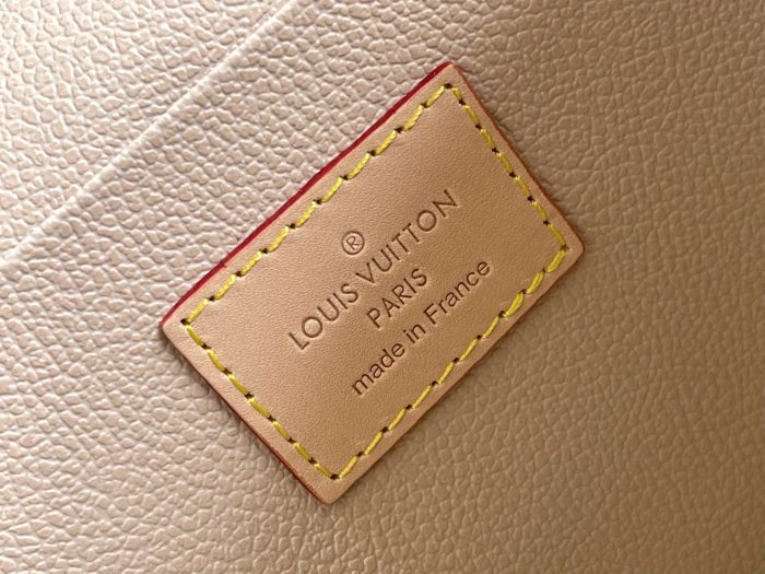 LOUIS VUITTON Nice Beauty Case Monogram Mini Brown M44495 size 20*12*13.5 cm