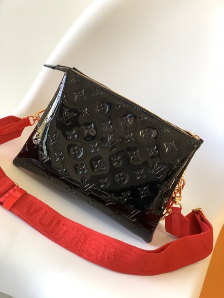 Handbag Louis Vuitton M57790 size 26 x 20 x 12cm M57783 size 34 ×24×12cm