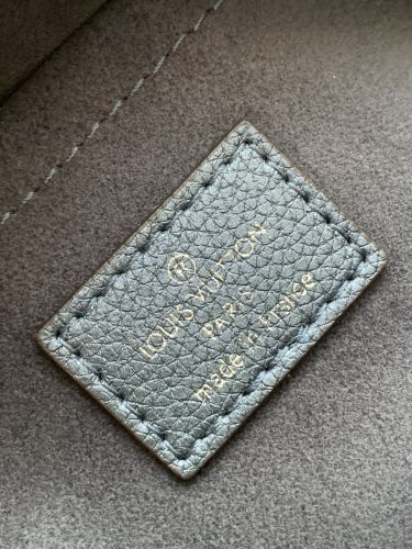 Handbag Louis Vuitton M58958 M58953 size 20.5 x 13.5 x 12 cm