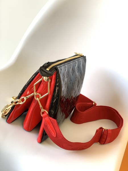 Handbag Louis Vuitton M57790 size 26 x 20 x 12cm M57783 size 34 ×24×12cm