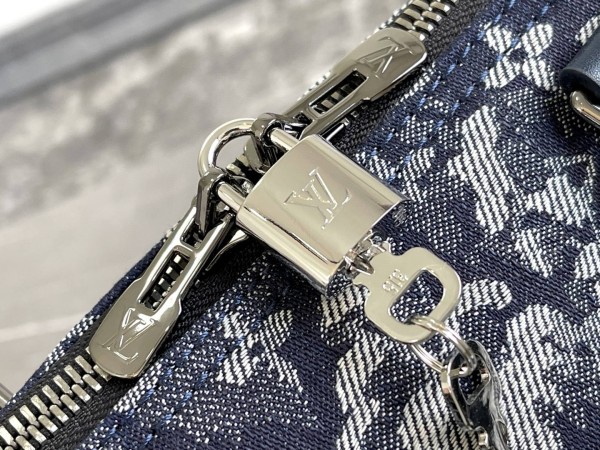 Handbag Louis Vuitton M57285 size 50 x 29 x 23cm